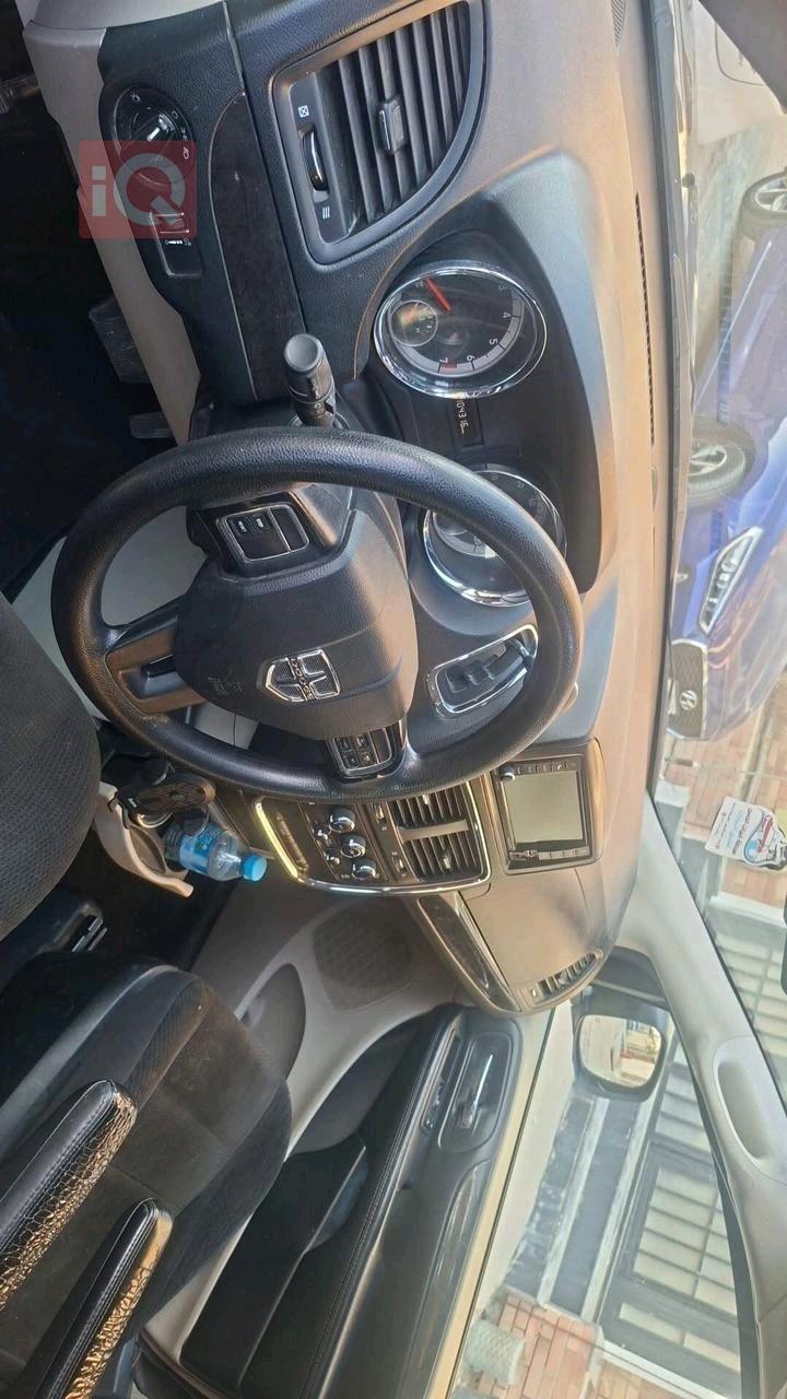 دودج جراند كارافان